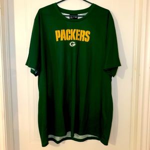 Green Bay Packers huge logo tee